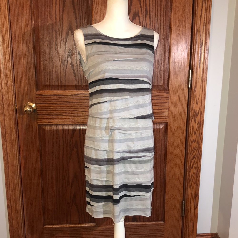 Chic Striped Sleeveless Dress